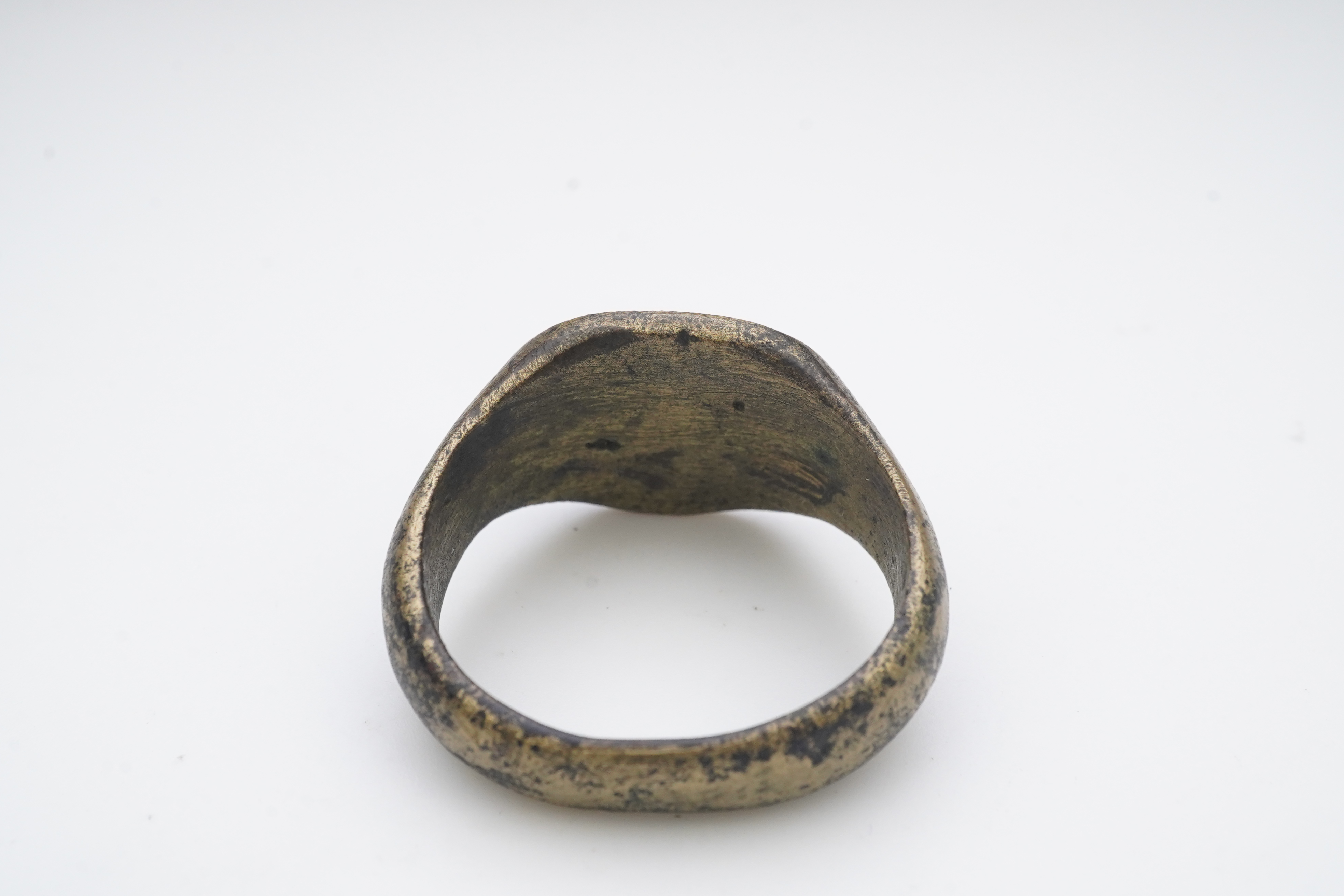 A bronze signet ring, France, 15th/16th century